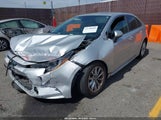 TOYOTA COROLLA XLE 5YFFPRAE8LP102970 снимка