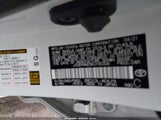 TOYOTA COROLLA LE JTDEPMAE5MJ185326 снимка