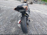 SUZUKI GSX-R600 JS1GN7EA882110377 снимка