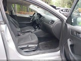 VOLKSWAGEN JETTA 1.8T SE 3VWD17AJ4FM268616 photo