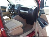 JEEP COMPASS SPORT 1C4NJCBA8GD641300 снимка