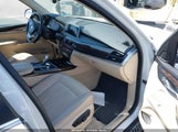 BMW X5 SDRIVE35I 5UXKR2C55F0H37402 снимка