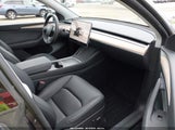 TESLA MODEL Y AWD/LONG RANGE DUAL MOTOR ALL-WHEEL DRIVE 7SAYGDEE6PF844200 снимка