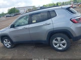 Jeep Compass Latitude 4X4 3C4NJDBB6JT349368 снимка