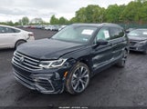 VOLKSWAGEN TIGUAN 2.0T SEL R-LINE 3VV4B7AX1RM196915 photo