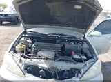 TOYOTA CAMRY LE 4T1BE32KX3U746670 снимка
