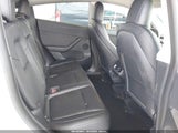 TESLA MODEL Y LONG RANGE DUAL MOTOR ALL-WHEEL DRIVE 7SAYGDEE2NF509769 fotografie