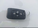 VOLKSWAGEN TAOS 1.5T SE 3VVUX7B22RM030200 photo