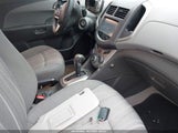 Chevrolet Sonic Lt Auto 1G1JC5SH5F4164754 снимка