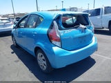TOYOTA PRIUS C TWO JTDKDTB34F1111594 снимка