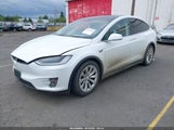 TESLA MODEL X 100D/75D/90D 5YJXCDE26HF034495 fotografie