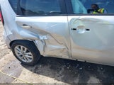 KIA SOUL + KNDJP3A52H7416050 снимка