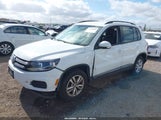 VOLKSWAGEN TIGUAN S WVGAV7AX2GW501100 photo