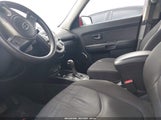 KIA SOUL + KNDJT2A24B7256255 fotografie