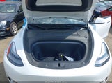 TESLA MODEL Y PERFORMANCE DUAL MOTOR ALL-WHEEL DRIVE 7SAYGDEF4NF400304 photo