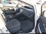 Toyota Prius Two JTDKN3DU3F0479807 снимка