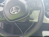 TOYOTA COROLLA SE 5YFS4MCE9NP115592 снимка