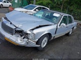 LINCOLN TOWN CAR CARTIER 1LNLM83W8SY741772 снимка