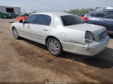 LINCOLN TOWN CAR ULTIMATE 1LNHM83W84Y645035 снимка