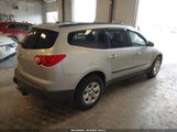CHEVROLET TRAVERSE LS 1GNKRFED4CJ382357 снимка