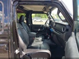 JEEP WRANGLER 4XE UNLIMITED SAHARA 4X4 1C4JJXP69NW198960 fotografie