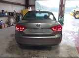 VOLKSWAGEN PASSAT 1.8T S 1VWAT7A33FC012502 снимка