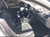 VOLKSWAGEN PASSAT 1.8T SE 1VWBT7A30HC000752 fotografie