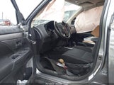 MITSUBISHI OUTLANDER LE/SE/SEL JA4AD3A38JZ017431 снимка