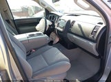 TOYOTA TUNDRA GRADE 4.6L V8 5TFRM5F18BX033833 снимка