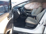 Honda Clarity Plug-In Hybrid Touring JHMZC5F37JC020323 photo