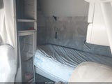 VOLVO VN VNL 4V4NC9TH8BN297743 снимка