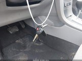 TOYOTA COROLLA LE 2T1BU4EE1AC523818 снимка