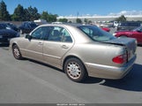 MERCEDES-BENZ E 320 WDBJF65J11B343377 снимка