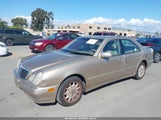 MERCEDES-BENZ E 320 WDBJF65J11B343377 снимка