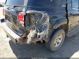 TOYOTA SEQUOIA LIMITED V8 5TDBT48A71S008843 снимка
