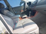 TOYOTA CAMRY XLE V6 4T1BF30K85U091671 photo