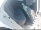 TOYOTA COROLLA LE JTDBL40E49J008239 снимка
