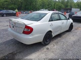 TOYOTA CAMRY LE 4T1BE32K22U050769 снимка