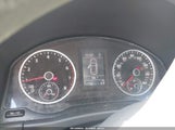 VOLKSWAGEN TIGUAN LIMITED 2.0T WVGAV7AX4JK001874 снимка