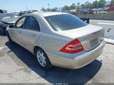 MERCEDES-BENZ C 320 WDBRF64J21F013857 снимка