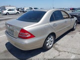 MERCEDES-BENZ C 320 WDBRF64J21F013857 снимка