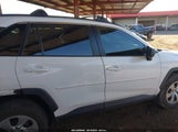 TOYOTA RAV4 LE 2T3H1RFV6LW067824 снимка