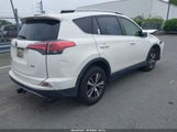 TOYOTA RAV4 XLE JTMWFREV2JJ739366 снимка