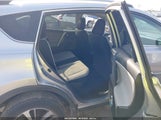 TOYOTA RAV4 XLE 2T3RFREV6HW600253 снимка