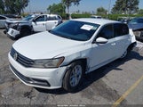 VOLKSWAGEN PASSAT 1.8T S 1VWAT7A30HC062762 снимка