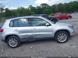 VOLKSWAGEN TIGUAN LIMITED 2.0T WVGAV7AX4JK003057 fotografie
