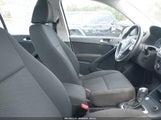 VOLKSWAGEN TIGUAN LIMITED 2.0T WVGAV7AX4JK003057 снимка
