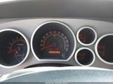 Toyota Tundra Grade 5.7L V8 5TFUW5F17AX141573 photo