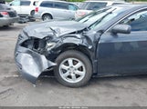 TOYOTA CAMRY LE V6 4T1BK46KX9U088849 fotografie