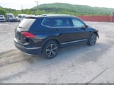 VOLKSWAGEN TIGUAN 2.0T SE/2.0T SEL 3VV2B7AXXJM145781 снимка